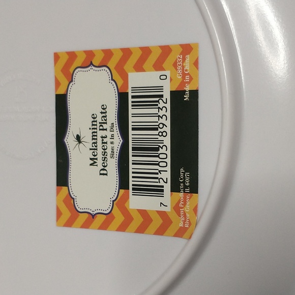 👻 Halloween Orange Dessert Plates - Picture 3 of 4